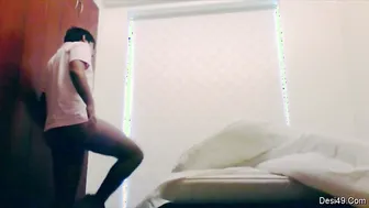 Lover Fucking His GF Deep In Cheap Hotel Room Session