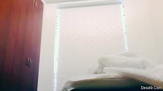 Lover Fucking His GF Deep In Cheap Hotel Room Session
