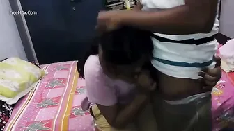 GF Begging For Head Then Getting Fucked On The Floor