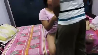 GF Begging For Head Then Getting Fucked On The Floor