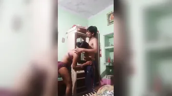Married Woman Giving Me Head At Home While Husband Is Away Out