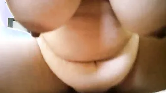 Horny Aunty On Her Knees Sucking Client Dry In Empty Apartment