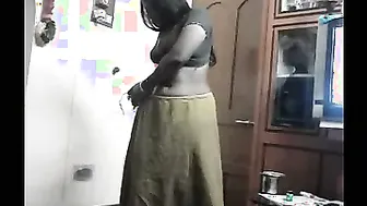 Horny Desi Aunty Getting Fucked Hard In Bedroom After Dinner