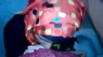 She Blows Her Boyfriend Quick In The Bathroom Before Dinner