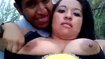 Outdoor Quickie With Bhabhi Showing Her Big Boobs In Daylight