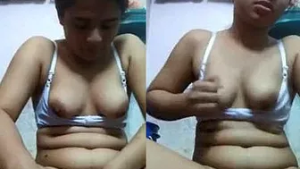 Big Clit Girl Fingering Herself Hard In Bathroom All Alone