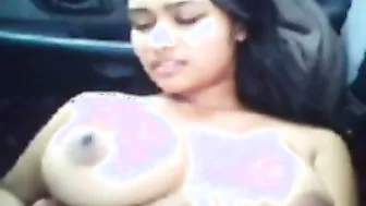Big Titted Wife Getting Herself Off In The Back Of The Car
