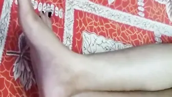 Wife Posing Naked While Hubby Films Her Body To Share With You