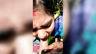 Desi Lovers Outdoor Makeout Session Fucking Hard Behind Trees