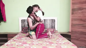 Two College GFs Exploring Each Other After Classes