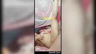 Amateur Couple Making Out And Fucking Passionately In The House