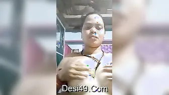 Village Bhabhi Strips Naked Recording Herself For Her Husband