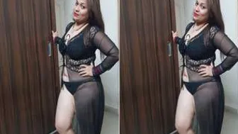 Married Wife Sucking Hubby Off Before Bed Amateur Indian Couple