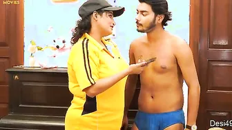 Flirty Sales Girl Seducing Customer Fucking In Storage Room