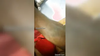 Village Couple Shaving Her Pussy Before Fucking All Night