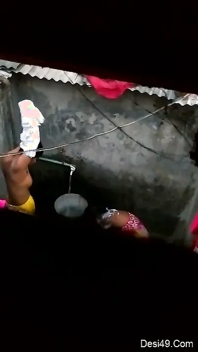 Sexy Desi GF Teasing Before Hot Bath Time Fun Starts