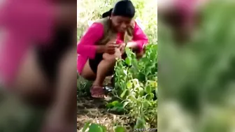 Brother In Law Eating Out His Wife Sister Pussy Before Pounding Her