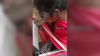 Desi College Girl Sucking Her BF In Empty Classroom Quietly