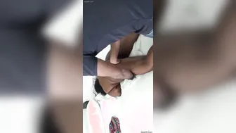 Mature Aunty Kissing And Fingering Herself Before Getting Massaged