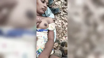 Young Bhabhi Getting Pounded Outside In The Village Fields Today
