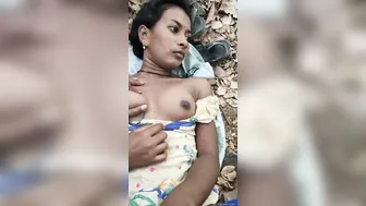 Young Bhabhi Getting Pounded Outside In The Village Fields Today