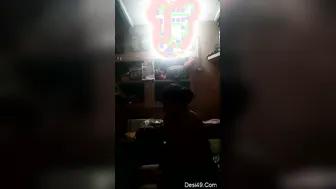 Bhabhi Filming Herself Naked And Teasing On Her Mobile Phone