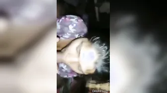 Bhabhi Giving Deep Throat Blowjob While Husband Away Working