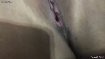 Horny Bhabhi Fingering Herself Before Getting Fucked Properly