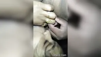 Sexy Bhabhi Sucking Cock Then Spreading Legs For Deep Fucking