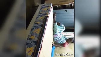 Village Maid Giving Him An Oily Handjob Making Him Finish Hard