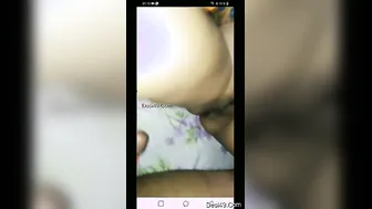 Amateur Desi Couple Going Live Fucking Raw For Viewers Watching