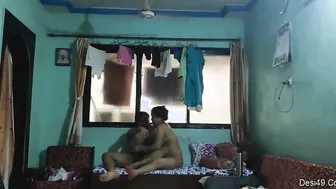Slutty Bhabhi Giving Handjob Before Getting Fucked By Customer