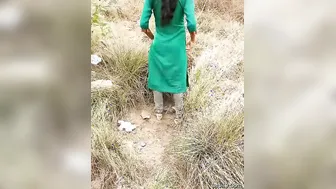 Outdoor Fucking Session With My GF Behind The Temple