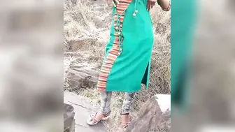 Outdoor Fucking Session With My GF Behind The Temple