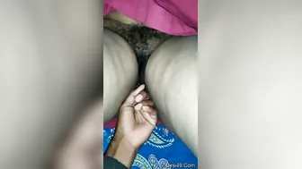 Horny Wife Spreading Wide While He Fingers Her Dripping Pussy