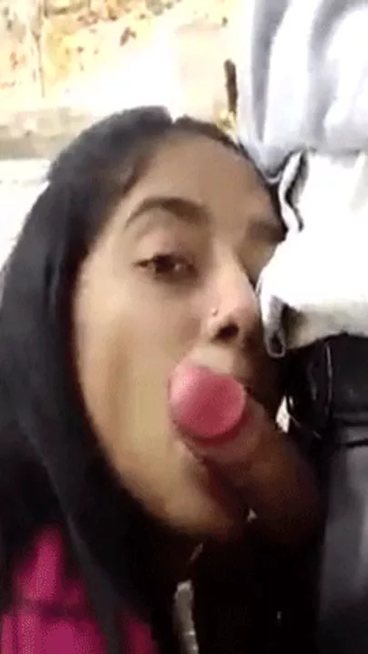 College hotty oral sex outdoors episode to ignite your sex nerves