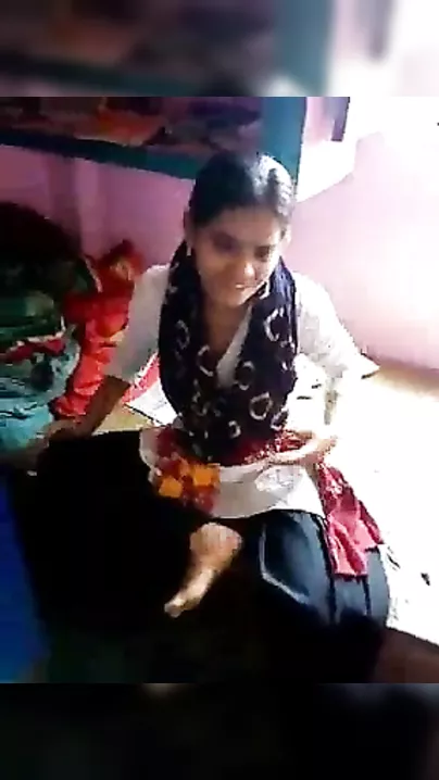 Desi local bitch engulfing large fat dong for the first time