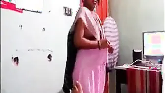 Marathi Bhabhi sex with her secret bf exposed online