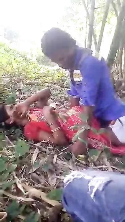 Odia outdoor sex MMS movie scene of whore having sex with client