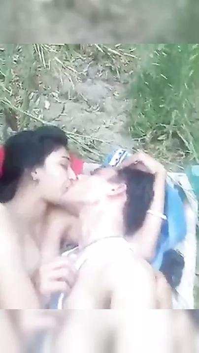 Desi couples outdoor sex selfie video looks outstanding