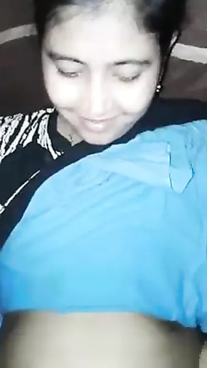 Dilettante pleasing Indian cutie dick play with boyfriend previous to fuck