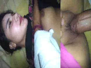 Muslim angel sex MMS episode of desi hotty screwed by uncle ...