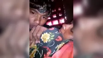 See this desi housewife boob engulfing by her stepbrother