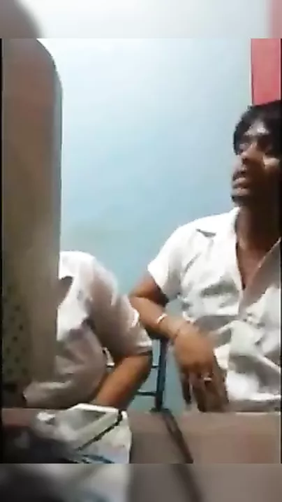 Sexy new daring Desi cafe sex MMS movie scene scandal