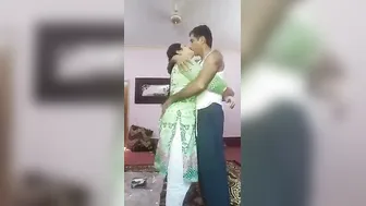 Bulky aunty Slender boy sex episode for aunty paramours