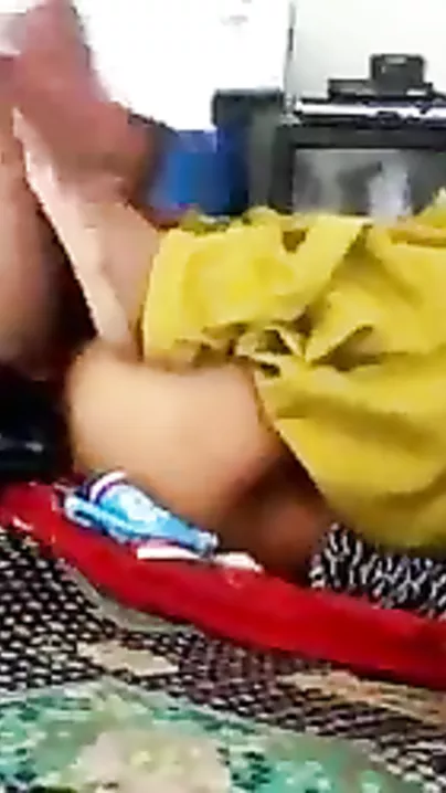 Village wife home sex video caught by her bf trickled