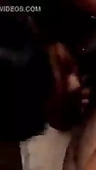 Desi hottie engulfing jock of her boss in a hotel room