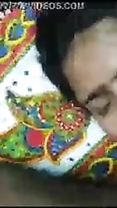 Indian spunk flow sex video of a Bangla pair looks hawt