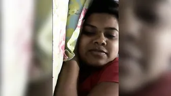 Desi boobs show of Bengaluru girlfriend on webcam chat