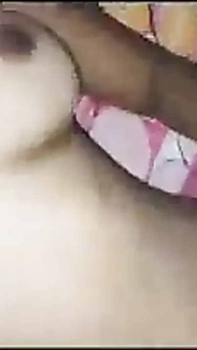 Catch this recent hawt hot Indian cook jerking sex video!